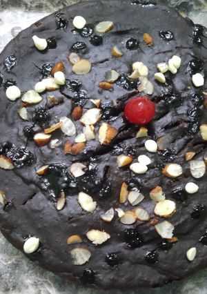 হোল হুইট বানানা চকো চিপস্ কেক(Wholewheat banana chocochips cake recipe in Bengali) রেসিপির প্রধান ছবি