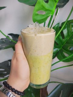 Hình của món Sinh tố Bơ Chuối.