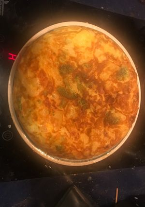 Foto principal de Tortilla de Patatas con Pimientos y Atún (con lekue)
