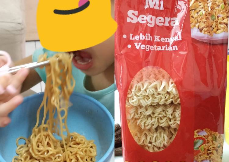 Mi Segera (Mamee) Kicap (Instant Noodle Soy Sauce) aka Mi Sedaap