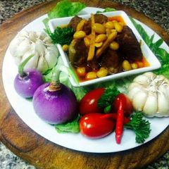 A picture of Burmese Curry.