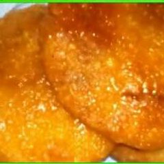 A picture of Mawa kachori.
