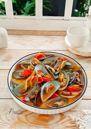 Resep Kerang Ijo Saos Padang oleh Presella - Cookpad