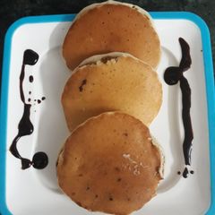A picture of Dora cakes.