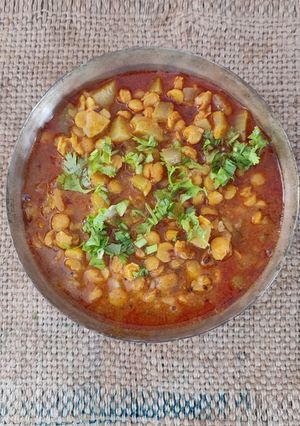 દુધી ચણા દાળ નું શાક (Dudhi Chana Dal Shak Recipe In Gujarati) રેસીપી મુખ્ય ફોટો