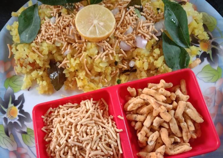 Simple Way to Prepare Ultimate Easy and quick recipe poha
