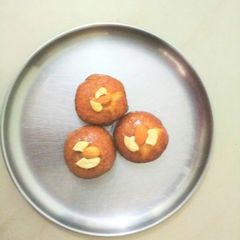 A picture of Balushahi.