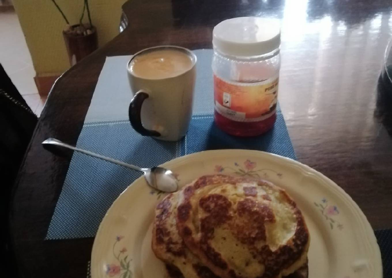 # Pancakes with banana pancakes for breakfast