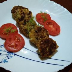 A picture of Aloo gobi tikia.