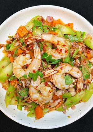 A picture of Prawns vegetable.