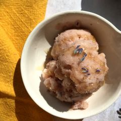 Roasted white nectarines and lavender sorbet A picture of Roasted white nectarines and lavender sorbet.