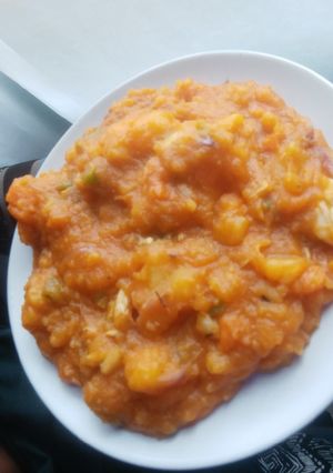 A picture of Yam and Sweet Potatoes Porridge.
