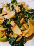 Stir-fried potatoes & greens