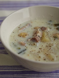 A picture of Pork & Soy Milk Miso Soup.