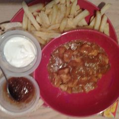 A picture of Fruity Curry Chicken with hoisin sauce added.