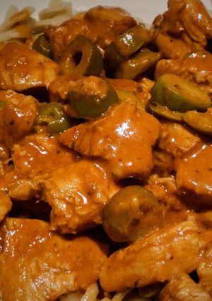 A picture of Creamy Balsamic Chicken Fusilli.