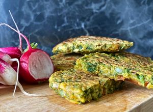 Une photo de 62• 🥬 Galettes de Manioc aux fanes de radis (sans friture) 🥯