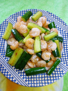 A picture of Chinese-style Shrimp and Cucumber Salt Stir-Fry.