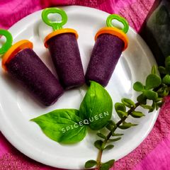 A picture of Jamun Popsicles.