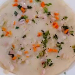 A picture of Suji uttapam.