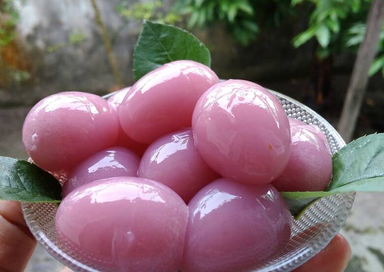 Puding blackcurrant