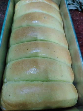 Langkah Mudah untuk Menyiapkan Resep Roti sisir pandan yang Uenak Anti Ribet, Sempurna