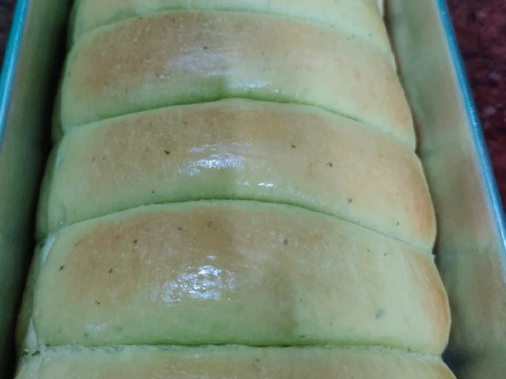 Langkah Mudah untuk Menyiapkan Resep Roti sisir pandan yang Uenak Anti Ribet, Sempurna