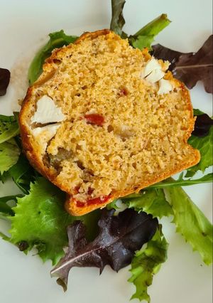 Une photo de Cake ratatouille feta