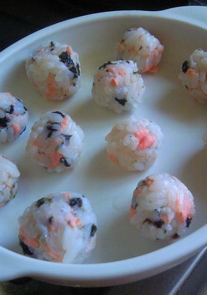 A picture of Easy Rice Ball (Onigiri) for Babies.