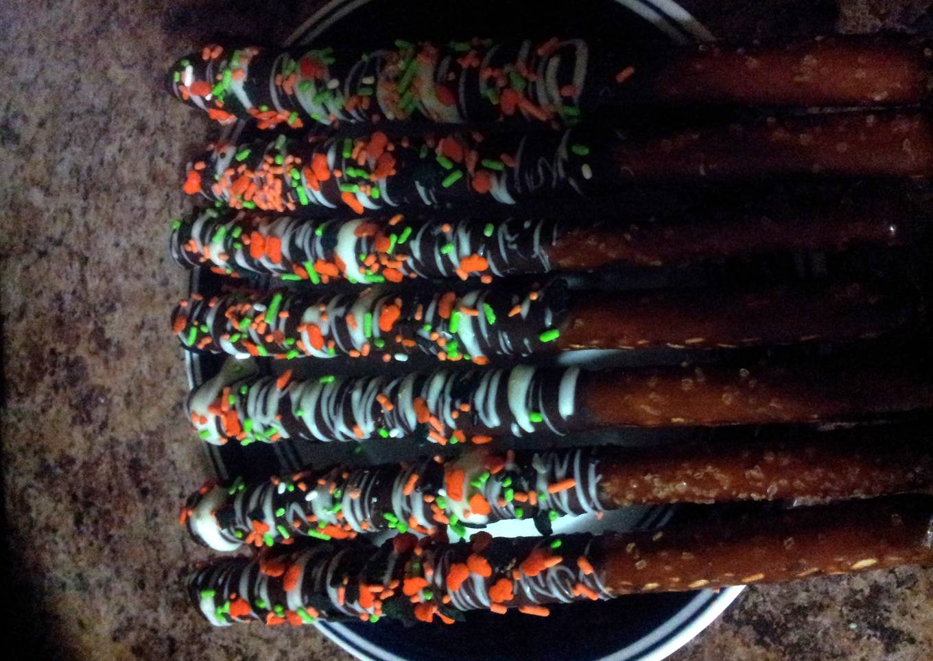 Chocolate Pretzel Rods OR Magic Wands for the kids