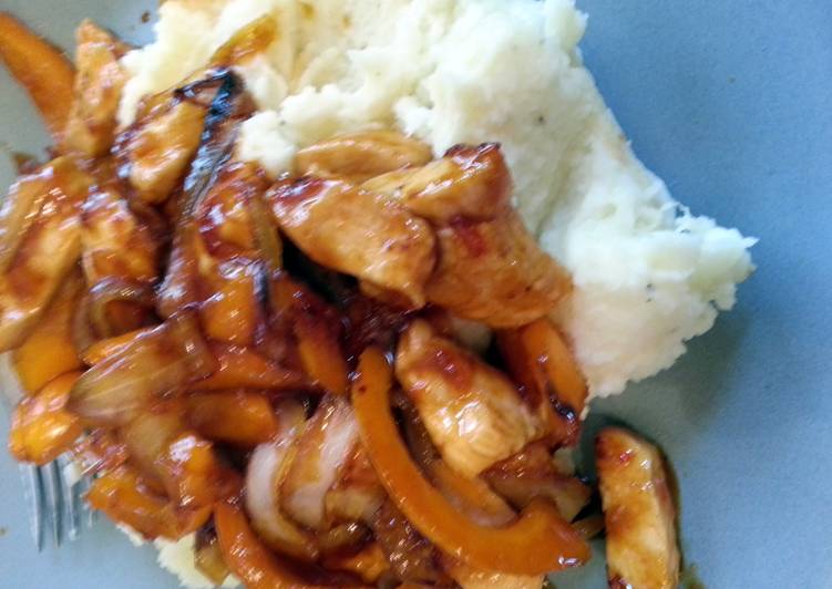 Spicy Chicken with Mash Potatoes