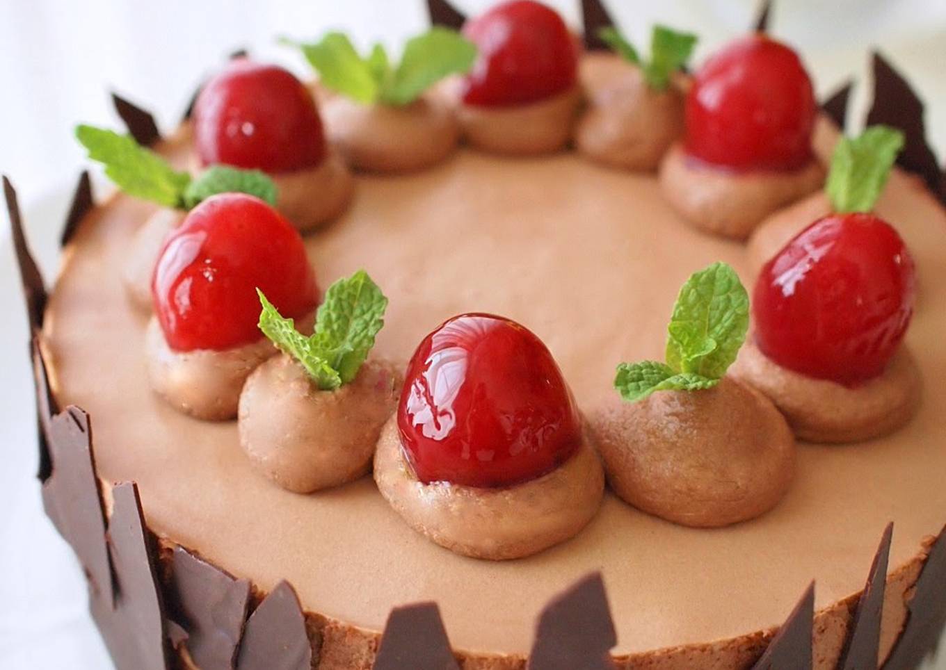 Cherry and Chocolate No-Bake Cheesecake