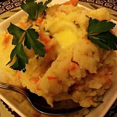 A picture of Loaded Mashed Potatoes.