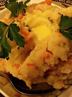 A picture of Loaded Mashed Potatoes.