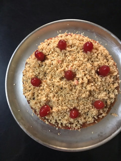વેનીલા કેક (Vanilla Cake Recipe in Gujarati) રેસીપી મુખ્ય ફોટો