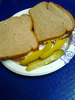 A picture of Spicy tuna salad sandwiches.