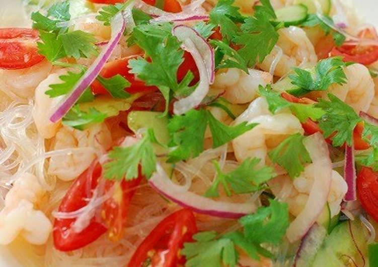 Yum Woon Sen Thai Glass Noodle Salad with Seafood