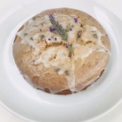 A picture of Vegan Lavender Cake.