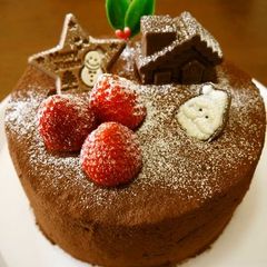 A picture of Strawberry & Chocolate Truffle Christmas Cake.