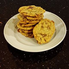 A picture of Chocolate Peanut Crunch Caramel Cookies.