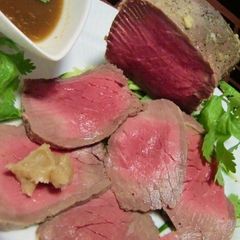 A picture of Roast Beef with 3.5 Minutes in the Microwave.