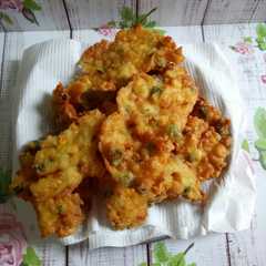 A picture of Bakwan Jagung Crunchy dan chewy.