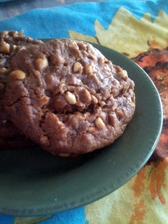 A picture of Decadent Flourless Peanut Butter Cookies.