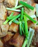 Sườn non và nem rim mặn ngọt