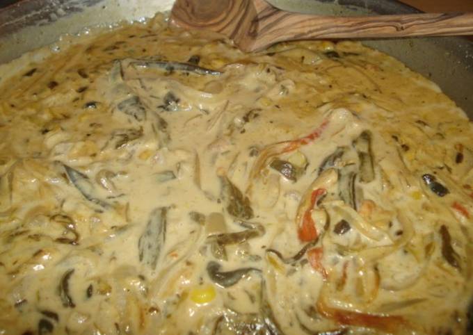Rajas de chile poblano con crema y elote Receta de Duyula- Cookpad