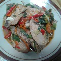 รูปของ Ikan tongkol masak sarden