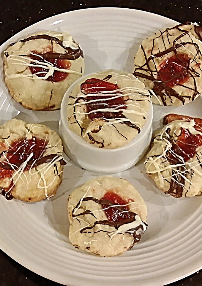 A picture of Cherry Thumbprint Cookies.