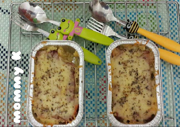 Cheesy Baked Rice/ Mozaru