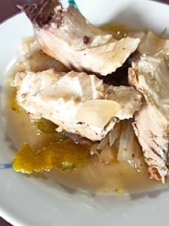 Una foto de Bonito encebollado