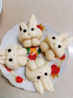 Hình của món Bánh bao thỏ ngọc.